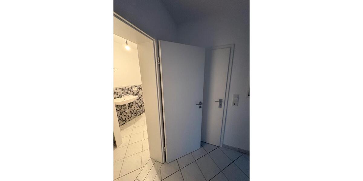 Etagenwohnung Schiffweiler - 3 Zimmer, 60 m&sup2;, 525&euro; | Angebot:25103297