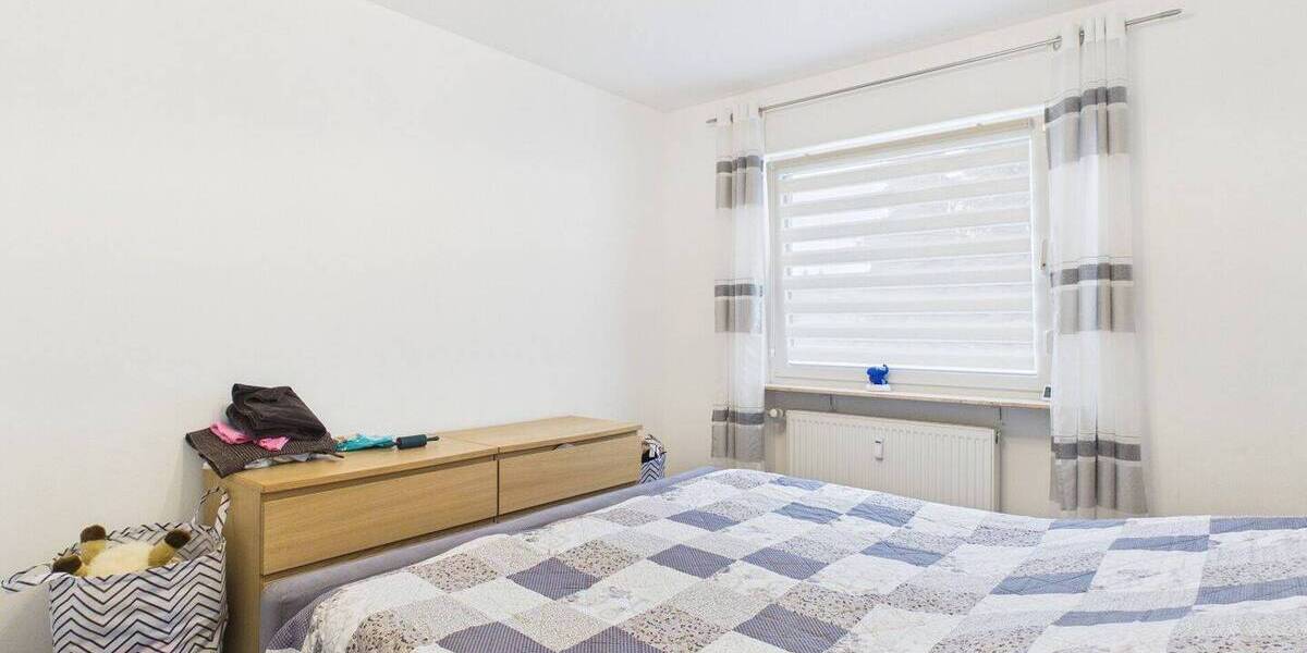 Etagenwohnung Saarbrücken Dudweiler - 4 Zimmer, 92 m&sup2;, 225.000&euro; | Angebot:26289913