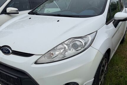 Ford Fiesta 230.200 km 1.890 &euro; Lebach 66822