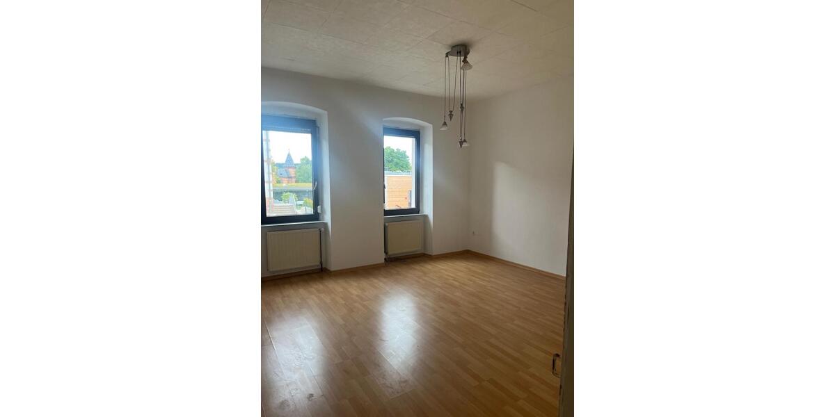 Erdgeschoßwohnung Sankt Ingbert - 3 Zimmer, 90 m&sup2;, 870&euro; | Angebot:26681397