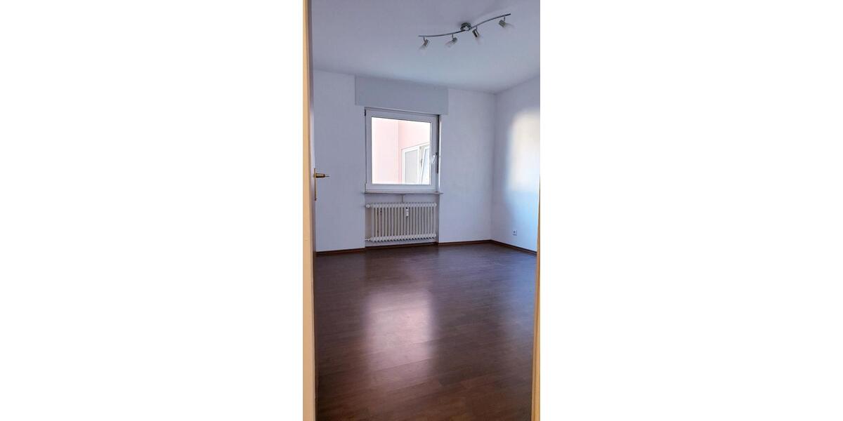 Etagenwohnung Saarbrücken Dudweiler - 1 Zimmer, 50 m&sup2;, 400&euro; | Angebot:25364538