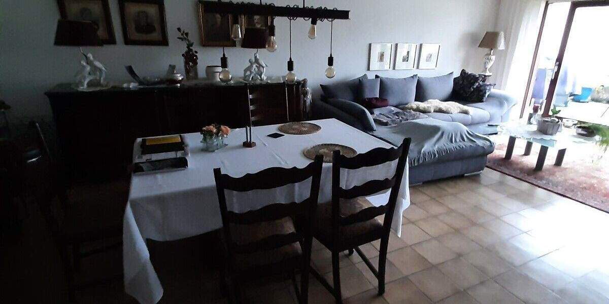 Etagenwohnung Großrosseln - 6 Zimmer, 214 m&sup2;, 199.999&euro; | Angebot:25780963