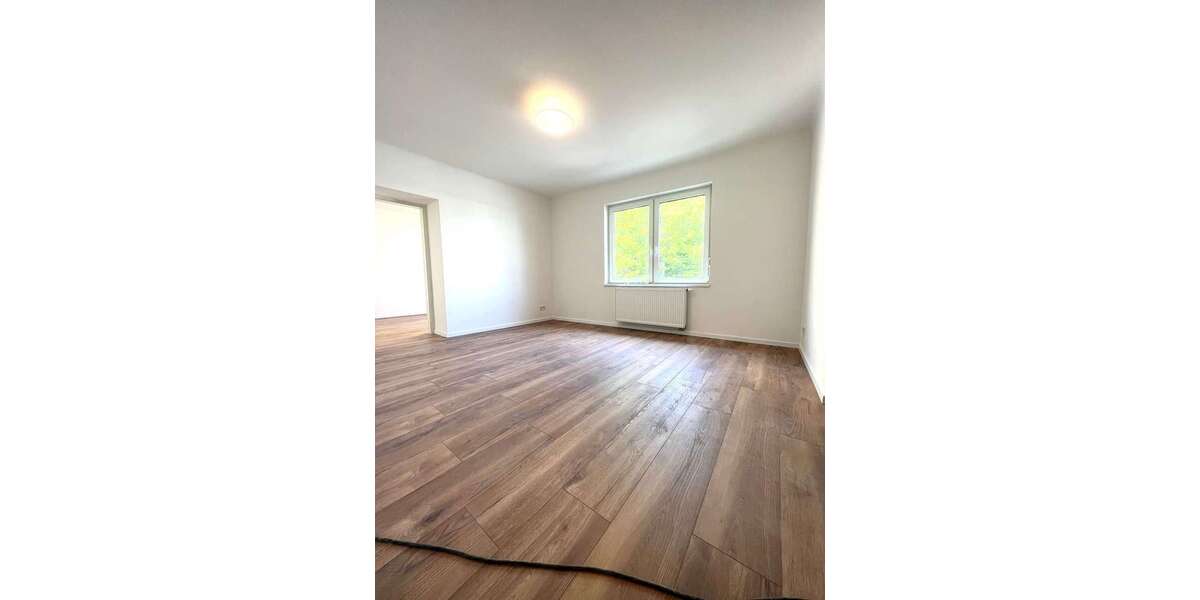 Moderne 4-Zimmer-Wohnung in Ensheim – saniert, hell und ab 01.08. verfügbar - Etagenwohnung Saarbrücken-Halberg Ensheim | Angebot:26986113