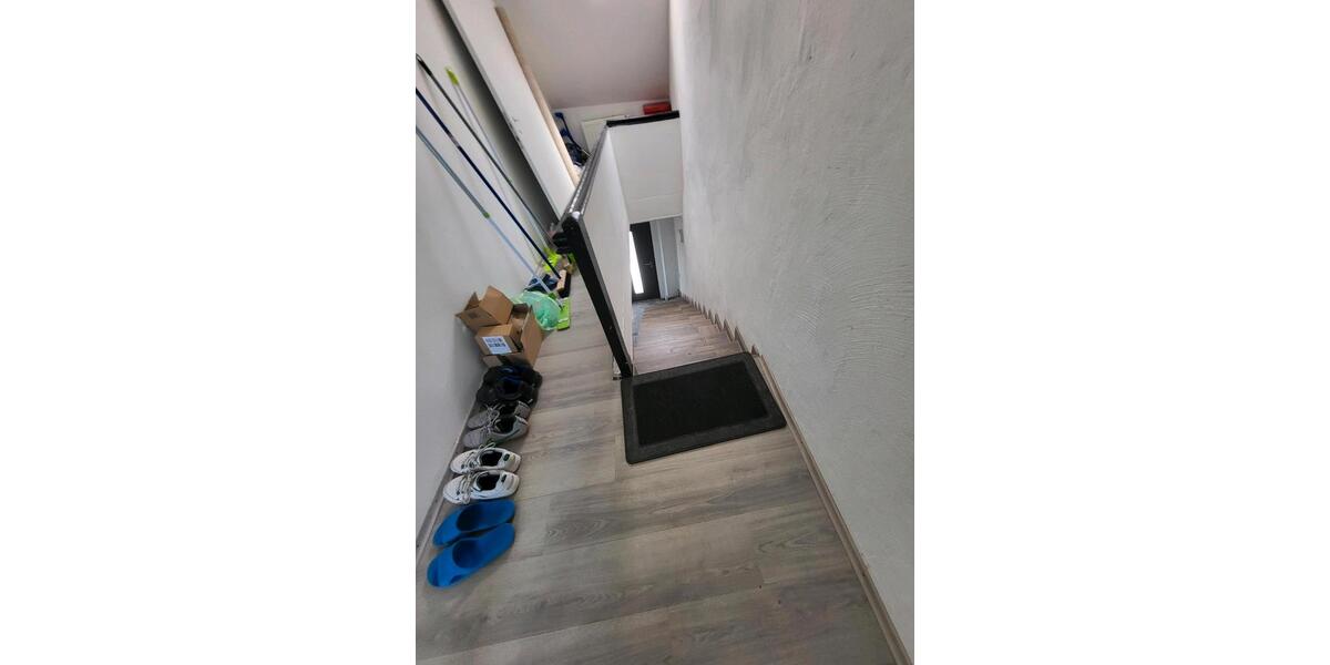 Dachgeschoßwohnung Sulzbach (Saar) - 1 Zimmer, 40 m&sup2;, 600&euro; | Angebot:25720758