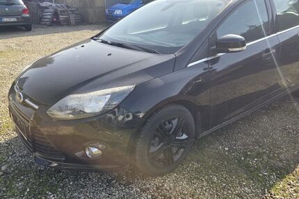 Ford Focus 118.000 km 1.450 &euro; Beckingen 66701