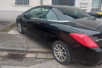 Peugeot 308 165.000 km 2.500 &euro; Illingen 66557