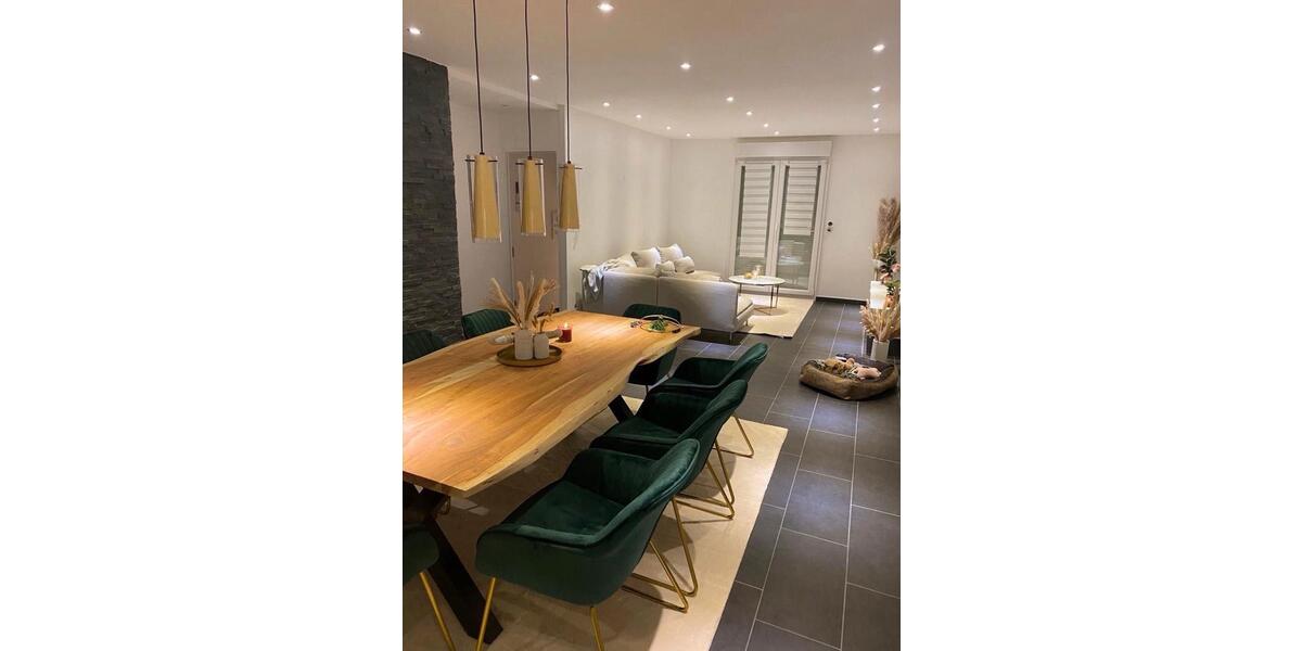 Einfamilienhaus Überherrn - 5 Zimmer, 140 m&sup2;, 185.000&euro; | Angebot:25887115