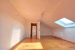 Maisonettenwohnung Lebach - 6 Zimmer, 205 m&sup2;, 1.250&euro; | Angebot:26699852