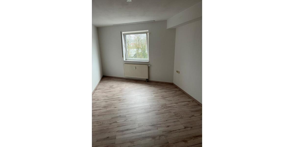 Etagenwohnung Saarbrücken West - 2 Zimmer, 60 m&sup2;, 476&euro; | Angebot:25509779
