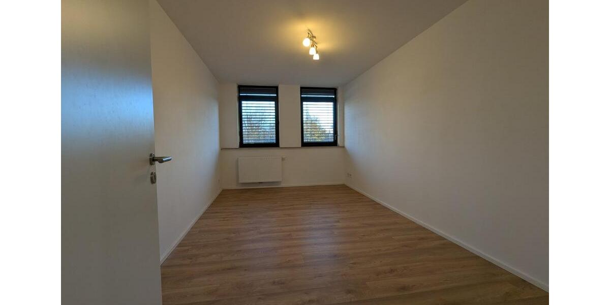 Etagenwohnung Saarlouis - 3 Zimmer, 88 m&sup2;, 240.000&euro; | Angebot:24063102