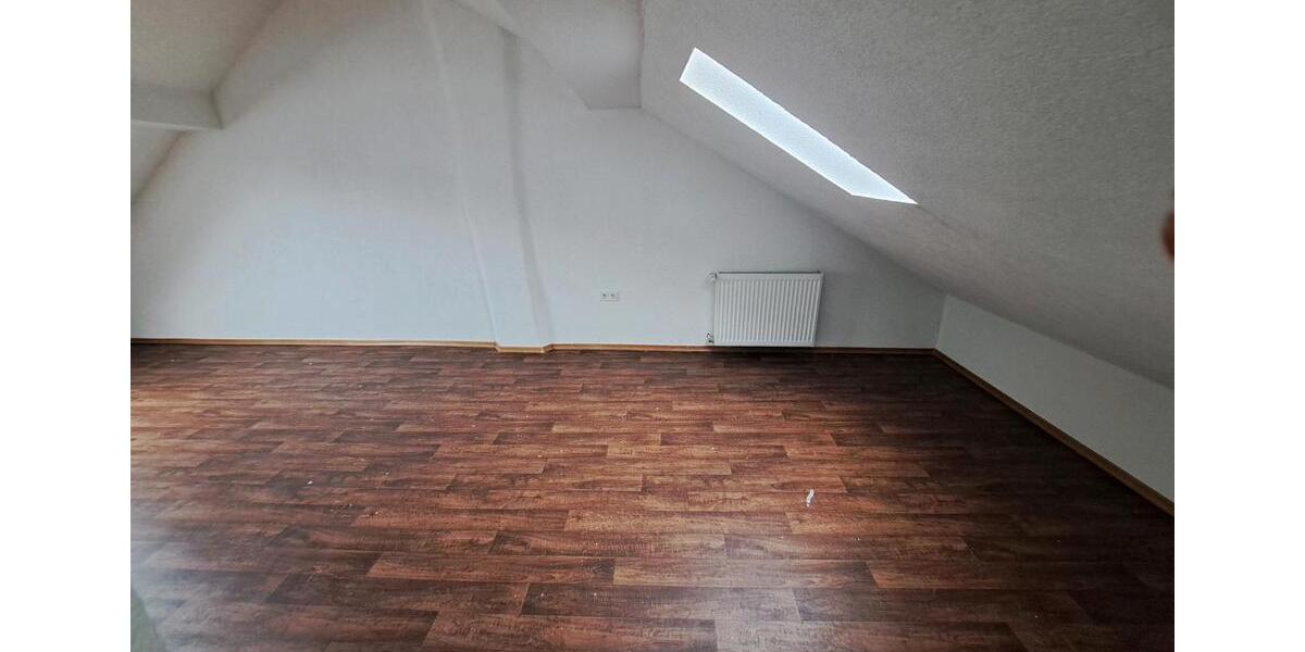 Mehrfamilienhaus, Wohnhaus Homburg - 7 Zimmer, 200 m&sup2;, 1.150&euro; | Angebot:26606261