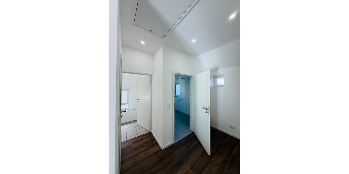 Etagenwohnung Sankt Ingbert - 3 Zimmer, 95 m&sup2;, 1.000&euro; | Angebot:25512670