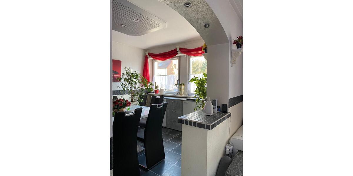 Mehrfamilienhaus, Wohnhaus Kirkel - 9 Zimmer, 189 m&sup2;, 319.000&euro; | Angebot:26591539