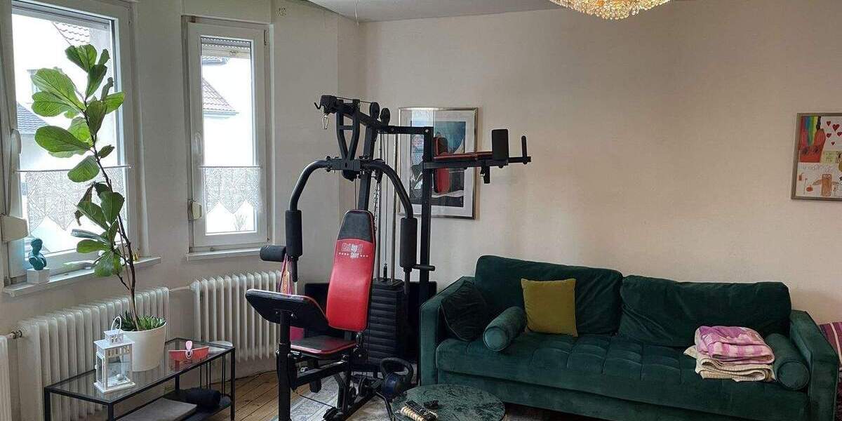 Einfamilienhaus Saarbrücken / Dudweiler Dudweiler - 8 Zimmer, 160 m&sup2;, 249.000&euro; | Angebot:25772718