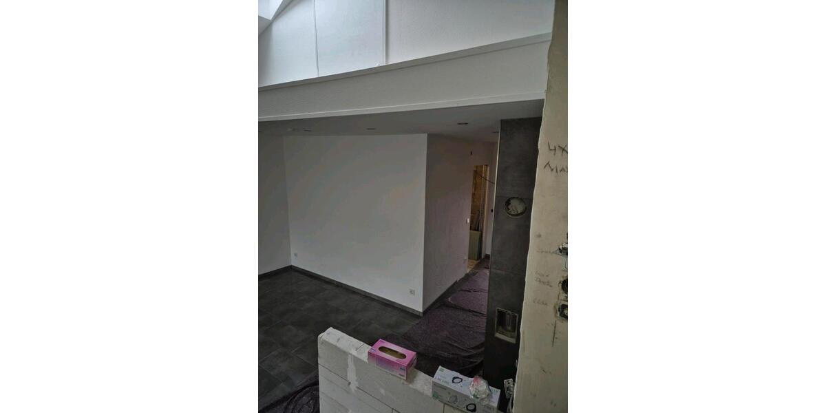 Doppelhaushälfte Illingen - 7 Zimmer, 260 m&sup2;, 320.000&euro; | Angebot:24786582