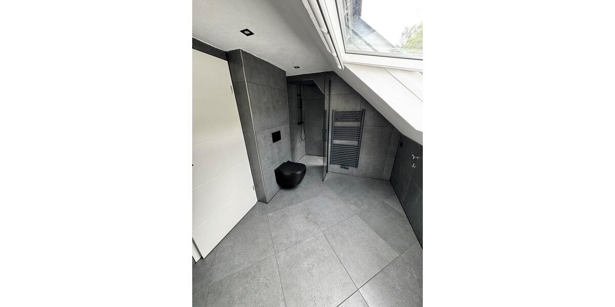 Dachgeschoßwohnung Ottweiler - 3 Zimmer, 80 m&sup2;, 750&euro; | Angebot:26686733