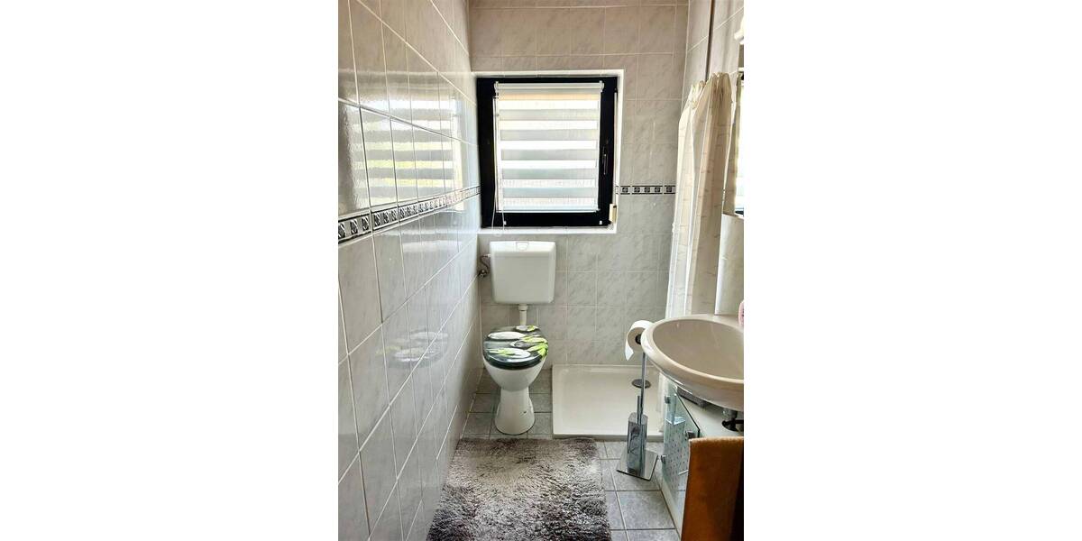 Mehrfamilienhaus, Wohnhaus Illingen Hüttigweiler - 5 Zimmer, 174 m&sup2;, 325.000&euro; | Angebot:25701155