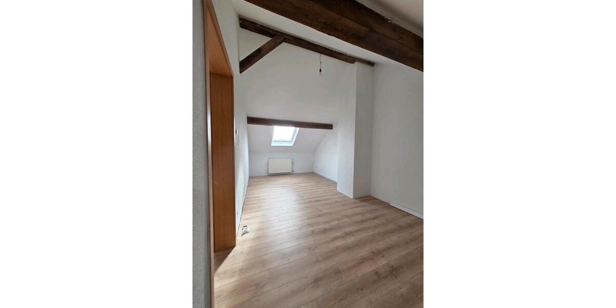 Dachgeschoßwohnung Nalbach - 2 Zimmer, 50 m&sup2;, 500&euro; | Angebot:26662953
