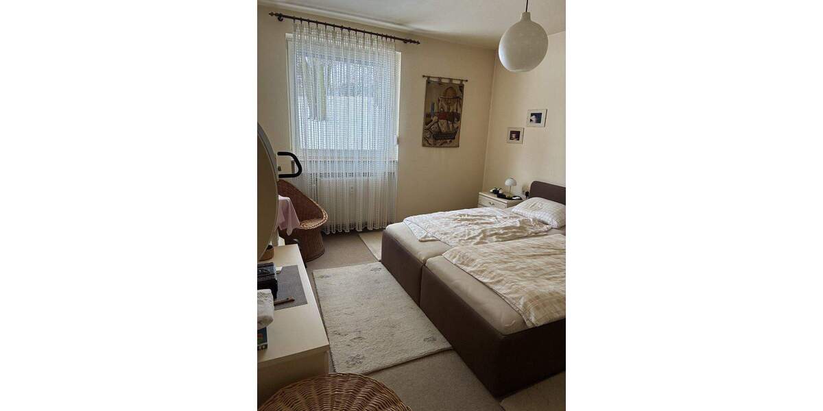 Etagenwohnung Saarbrücken Eschberg - 4 Zimmer, 99 m&sup2;, 190.000&euro; | Angebot:25665456