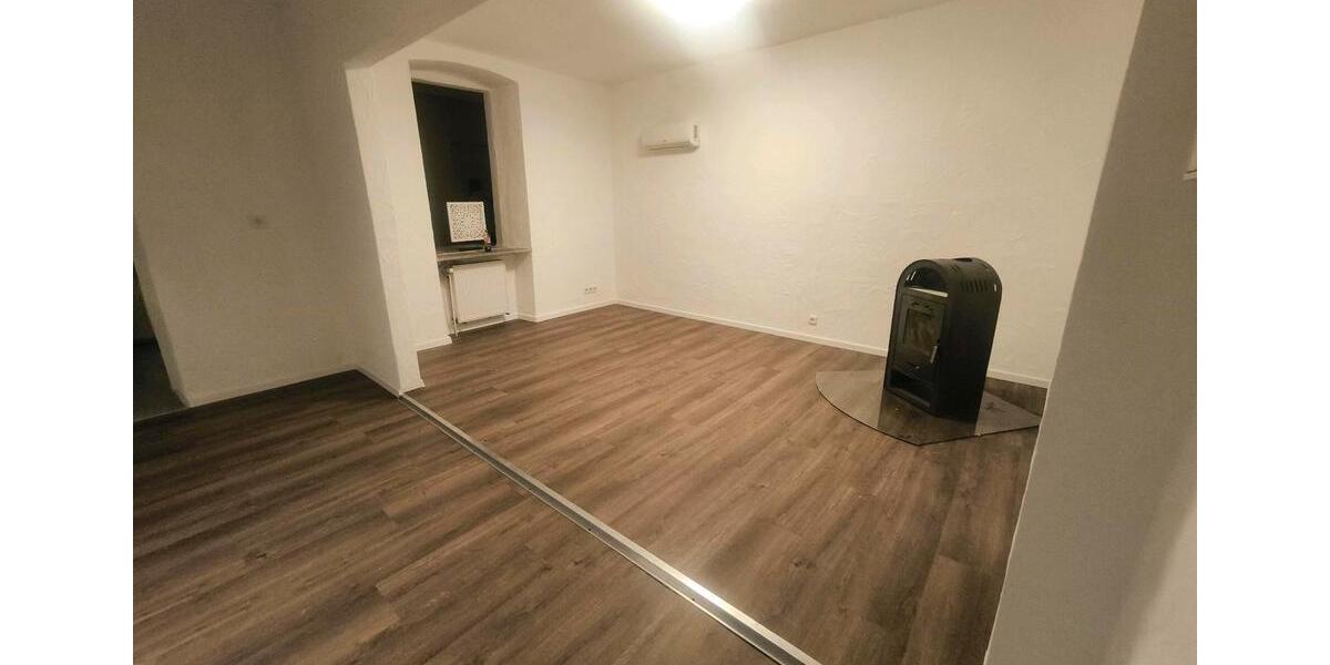 Mehrfamilienhaus, Wohnhaus Neunkirchen - 8 Zimmer, 205 m&sup2;, 295.000&euro; | Angebot:26651802