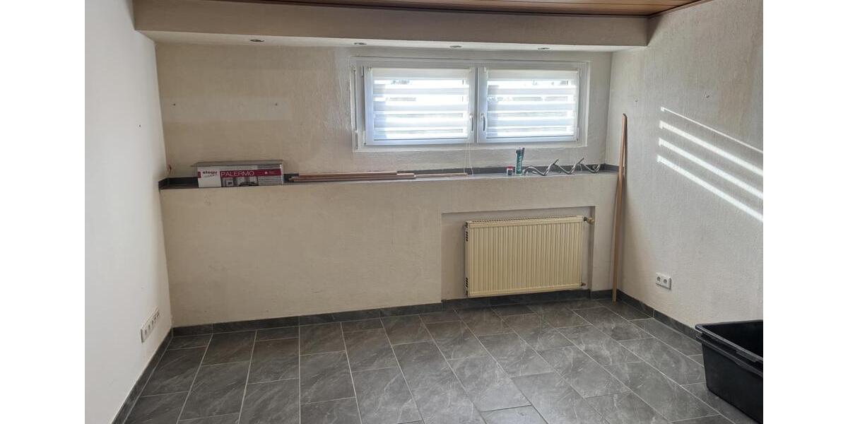 Maisonettenwohnung Schiffweiler - 2 Zimmer, 63 m&sup2;, 453&euro; | Angebot:25713959