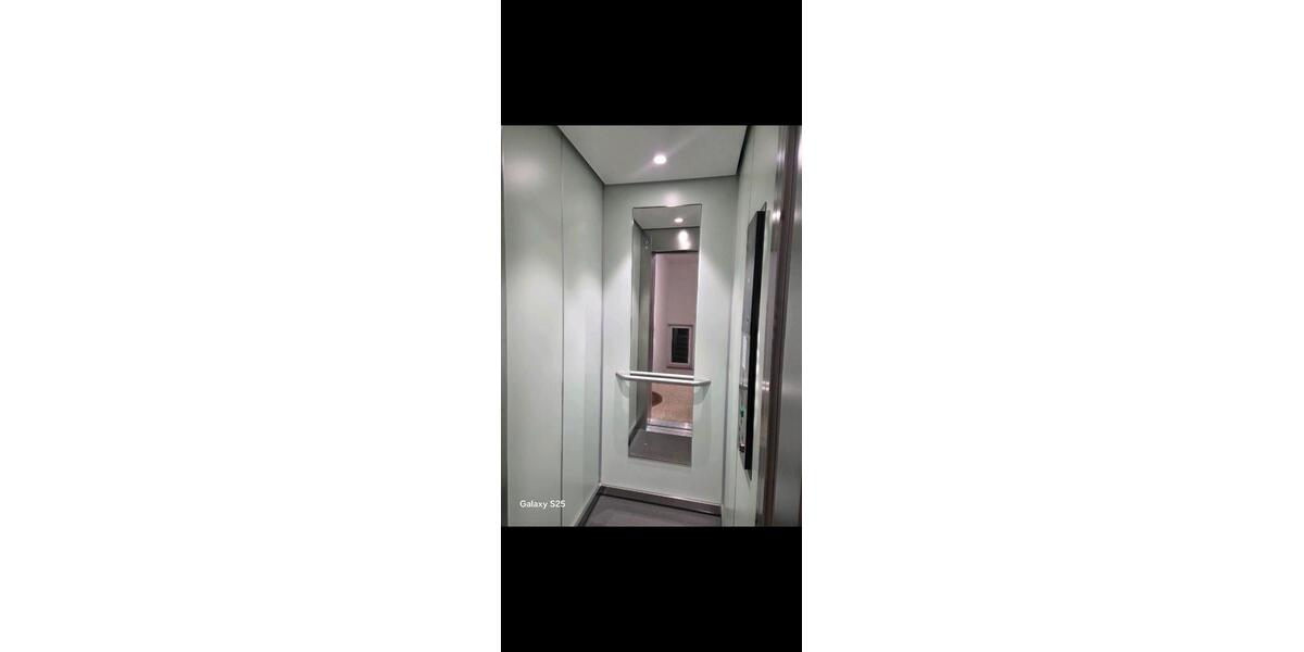 Dachgeschoßwohnung Saarbrücken Neue Bremm - 4 Zimmer, 86 m&sup2;, 263.000&euro; | Angebot:27204612