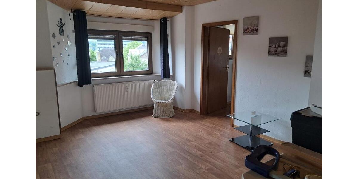 Etagenwohnung Völklingen - 2 Zimmer, 70 m&sup2;, 650&euro; | Angebot:26652039