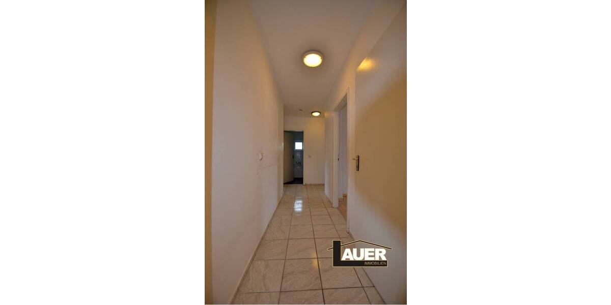 Etagenwohnung Saarlouis Fraulautern - 5 Zimmer, 110 m&sup2;, 179.000&euro; | Angebot:25666075