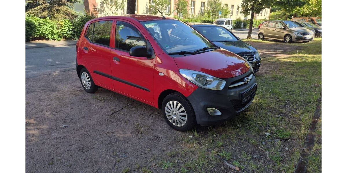 Hyundai i10 124.000 km 2.300 &euro; Homburg 66424