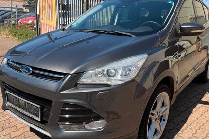 Ford Kuga 175.731 km 8.800 &euro; Saarlouis 66740