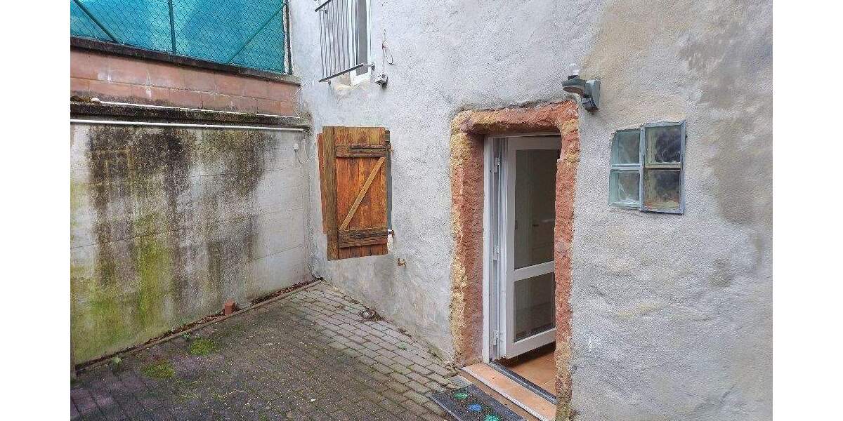 Mehrfamilienhaus, Wohnhaus Sankt Ingbert St. Ingbert - 4 Zimmer, 115 m&sup2;, 225.000&euro; | Angebot:25774779