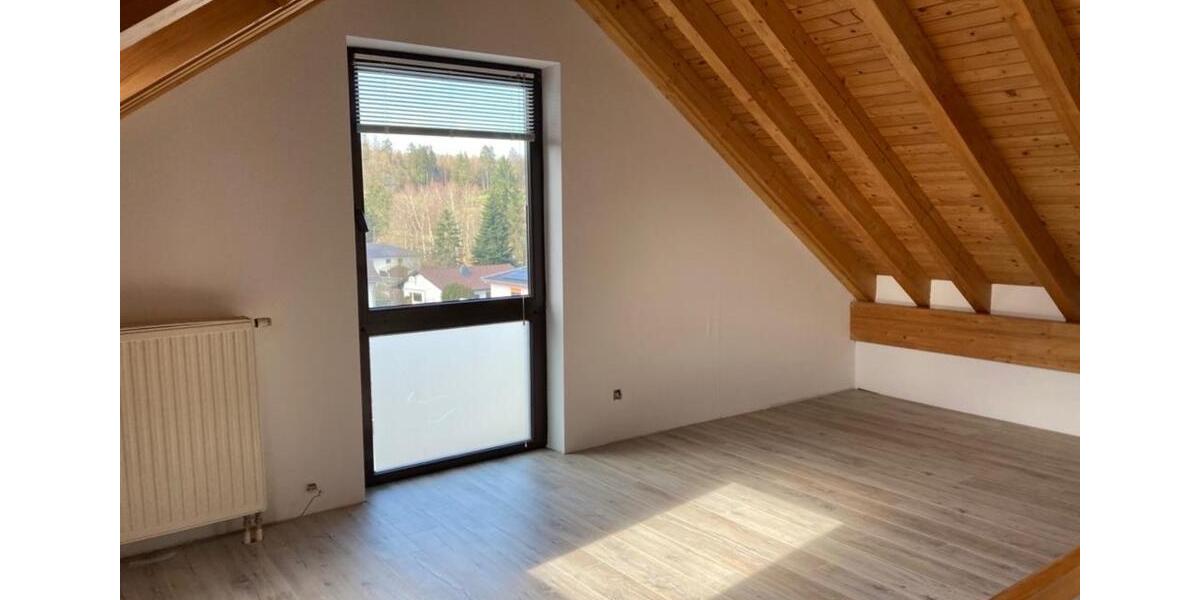 Maisonettenwohnung Marpingen - 3 Zimmer, 150 m&sup2;, 1.290&euro; | Angebot:25874196