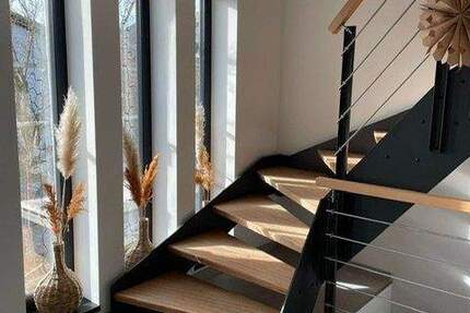 Haus Großrosseln - 9 Zimmer, 342 m&sup2;, 699.000&euro; | Angebot:25797882