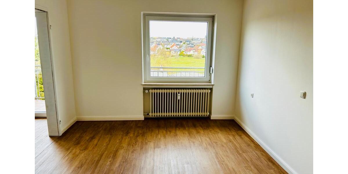 Etagenwohnung Heusweiler - 5 Zimmer, 100 m&sup2;, 700&euro; | Angebot:25944433