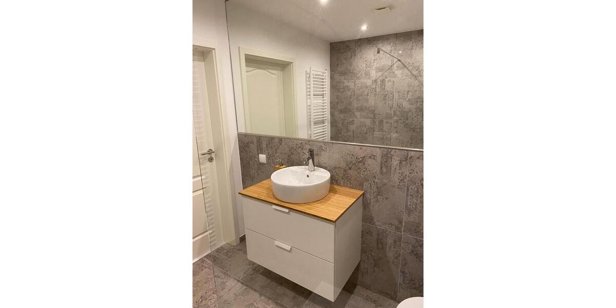 Etagenwohnung Homburg - 2 Zimmer, 60 m&sup2;, 900&euro; | Angebot:13104597