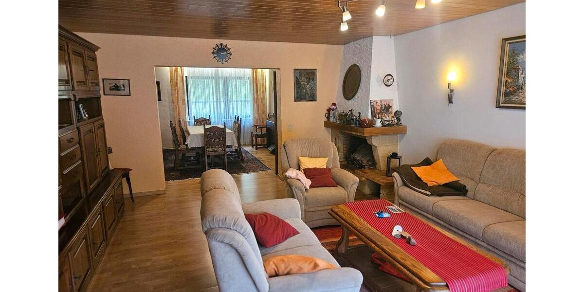 Einfamilienhaus Sankt Ingbert - 12 Zimmer, 207 m&sup2;, 322.000&euro; | Angebot:23283392