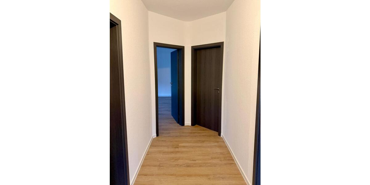 Etagenwohnung Großrosseln - 4 Zimmer, 101 m&sup2;, 980&euro; | Angebot:25757323
