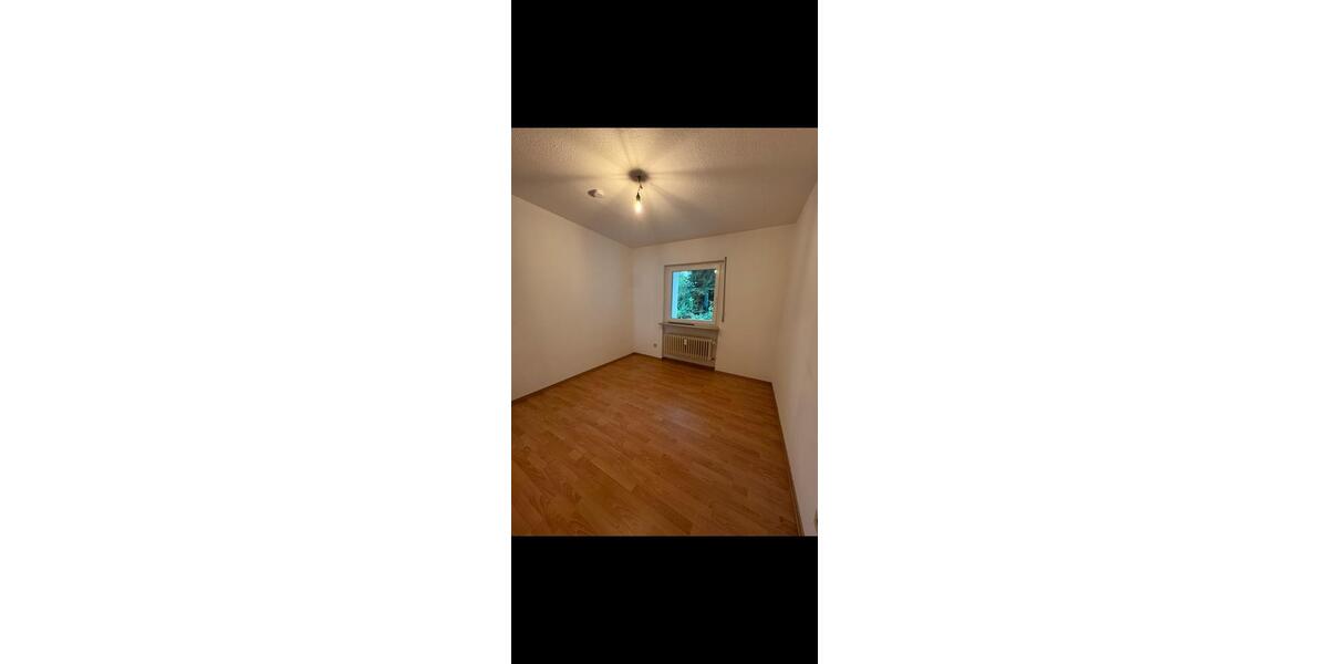 Etagenwohnung Saarbrücken Neue Bremm - 3 Zimmer, 63 m&sup2;, 770&euro; | Angebot:26625492