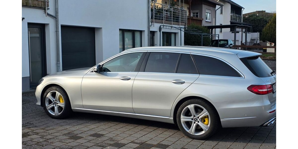Mercedes-Benz 350 169.900 km 20.800 &euro; Bous 66359