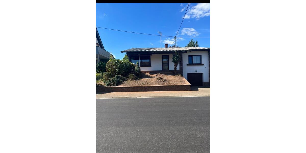 Bungalow Merchweiler - 3 Zimmer, 140 m&sup2;, 1.200&euro; | Angebot:24355147