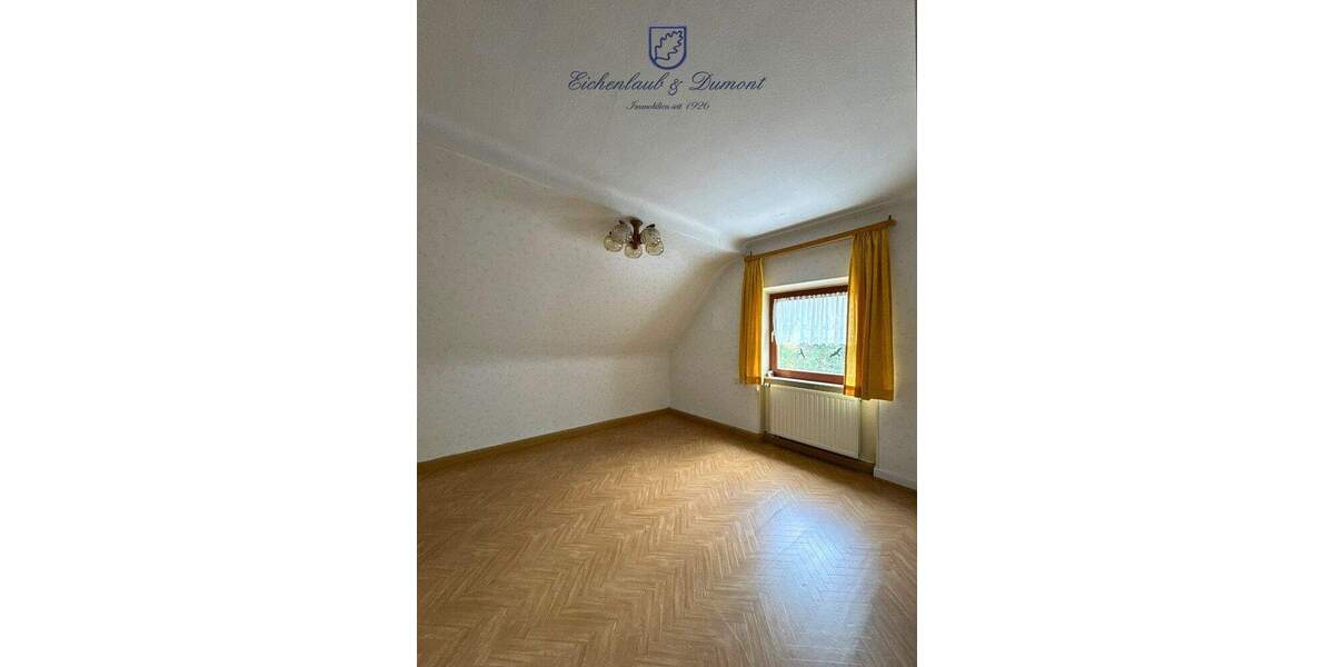 Doppelhaushälfte Saarbrücken / Fechingen Brebach-Fechingen - 7 Zimmer, 175 m&sup2;, 259.000&euro; | Angebot:25697925