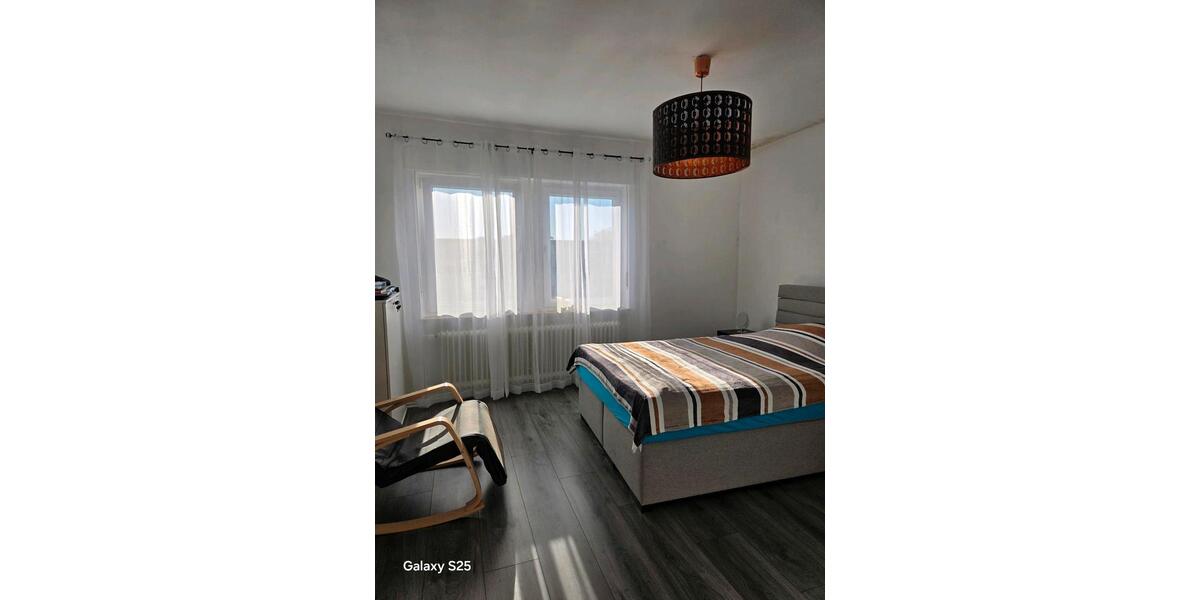 Dachgeschoßwohnung Saarbrücken Neue Bremm - 4 Zimmer, 86 m&sup2;, 270.000&euro; | Angebot:26710994