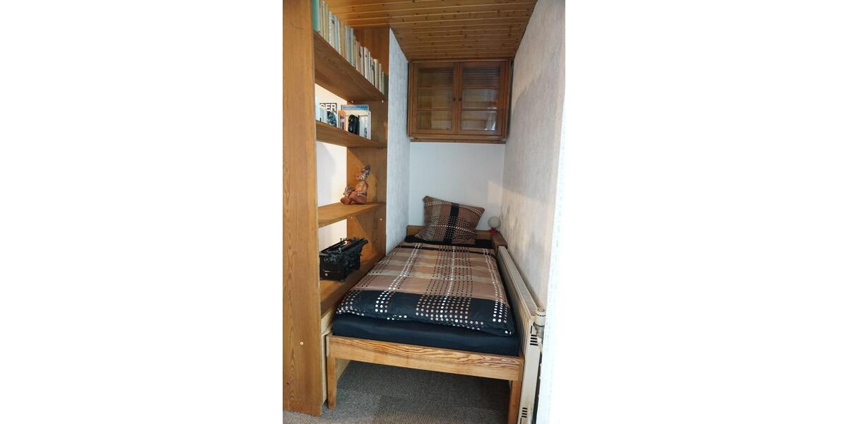 Reihenhaus Schwalbach - 7 Zimmer, 140 m&sup2;, 290.000&euro; | Angebot:25791067