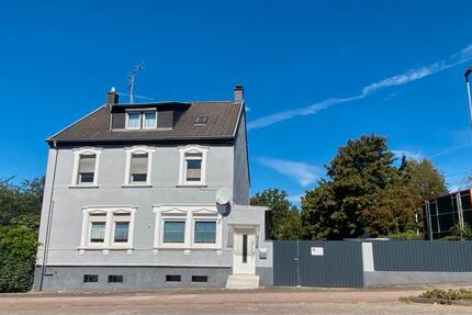 Haus Kirkel - 9 Zimmer, 189 m&sup2;, 319.000&euro; | Angebot:23752039