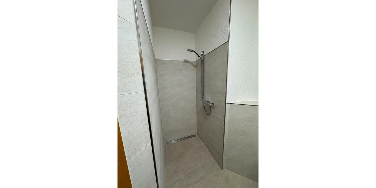 Erdgeschoßwohnung Püttlingen - 2.5 Zimmer, 83 m&sup2;, 700&euro; | Angebot:26653363