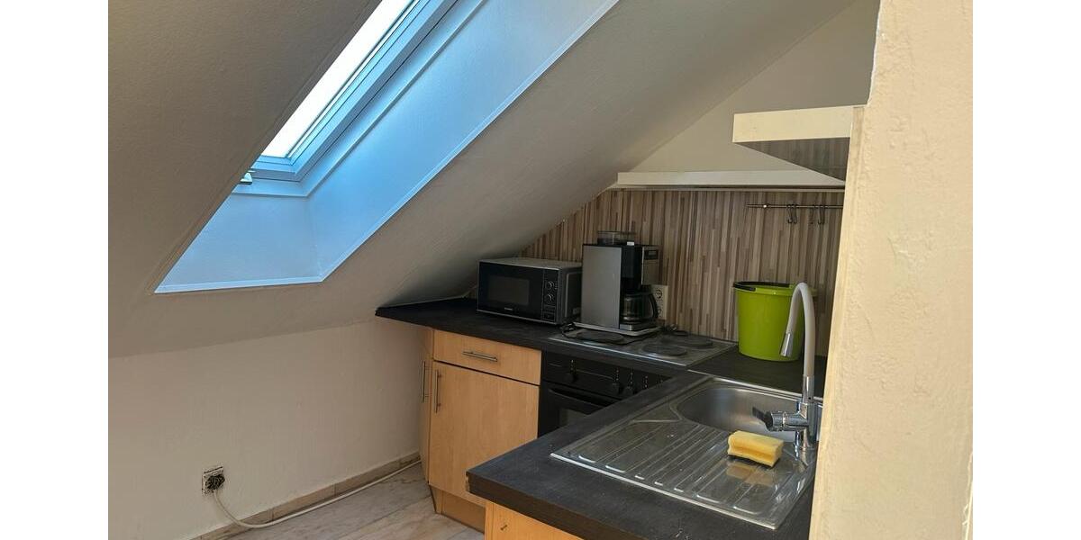 Dachgeschoßwohnung Schwalbach - 3 Zimmer, 75 m&sup2;, 490&euro; | Angebot:25309124