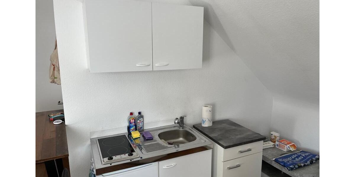 Dachgeschoßwohnung Saarbrücken Dudweiler - 1 Zimmer, 25 m&sup2;, 340&euro; | Angebot:24550102