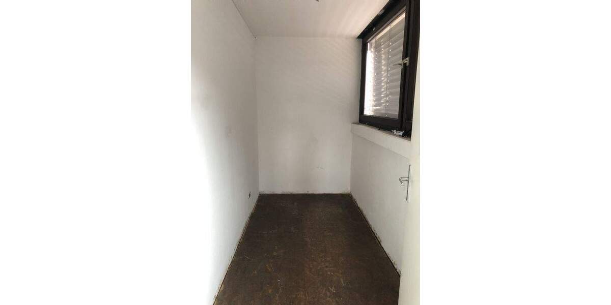 Gewerbeobjekt Saarbrücken St Johann - 3 Zimmer, 117 m&sup2;, 930&euro; | Angebot:25665542