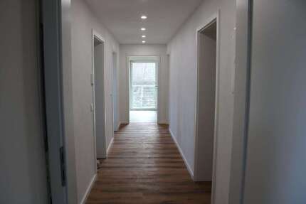 Wohnung Homburg - 4 Zimmer, 120 m&sup2;, 1.050&euro; | Angebot:25941351