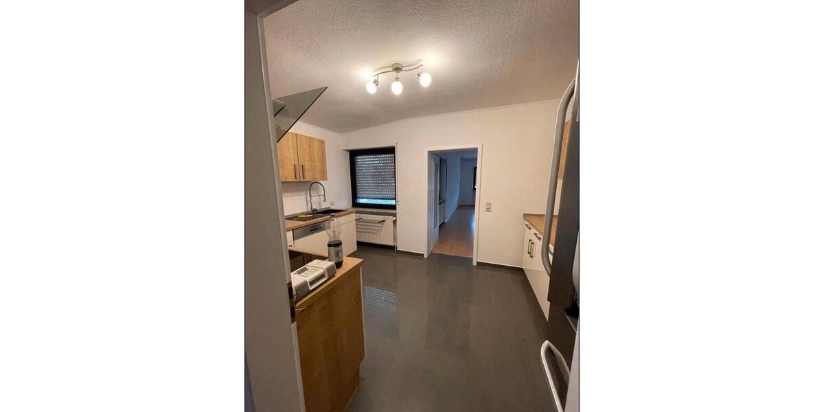 Dachgeschoßwohnung Quierschied - 3 Zimmer, 110 m&sup2;, 850&euro; | Angebot:26211912